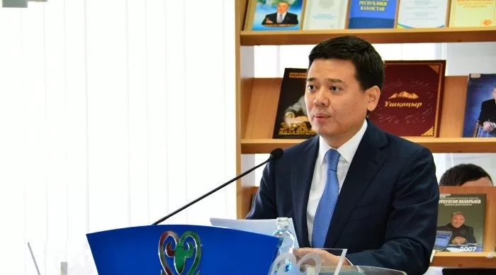 Неуместными назвал рассуждения о затратах на переименование столицы министр Бекетаев