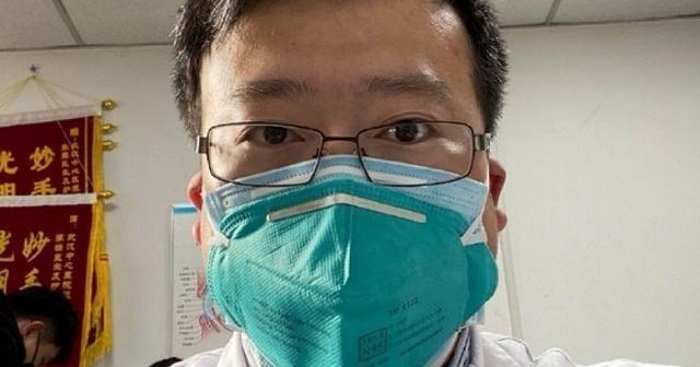 Умер врач, которому запретили говорить о смертельной опасности коронавируса 