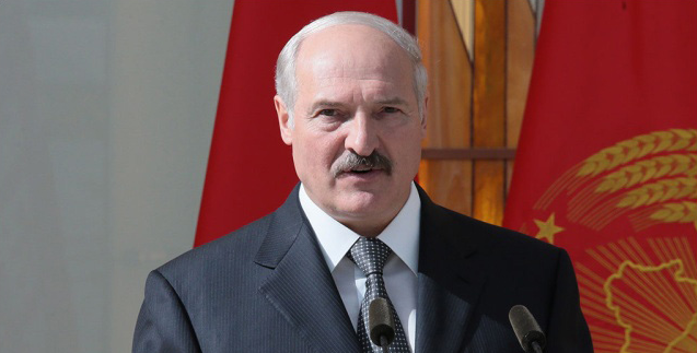 Лукашенко поздравил Токаева с вступлением в должность президента Казахстана