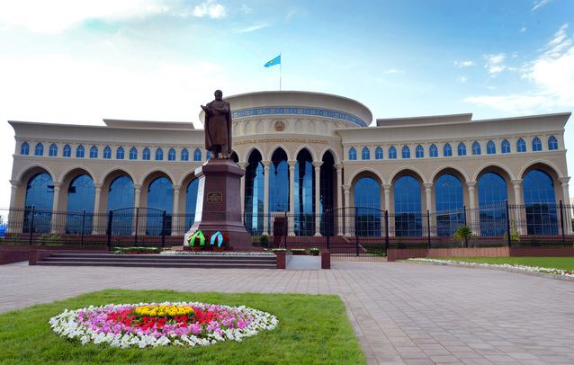 В хищении бюджетных средств в особо крупном размере подозревается посол Казахстана в Узбекистане