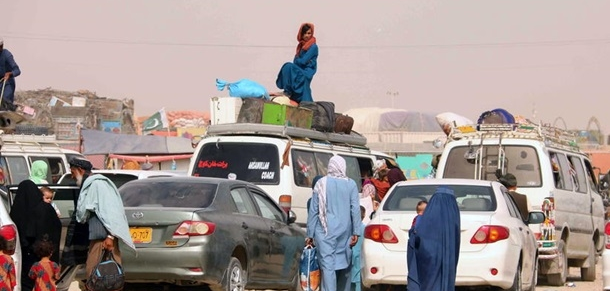 Неуместными слухами назвала Акорда информацию о беженцах из Афганистана