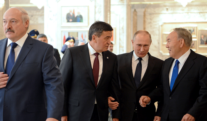 Президенты России, Беларуси и Кыргызстана награждены орденом Назарбаева