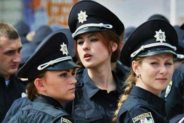 Президент Украины Порошенко учредил День полиции Украины на 4 июля