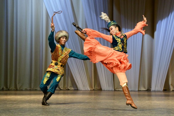 Гастроли творческих коллективов в честь 20-летия столицы пройдут в Казахстане