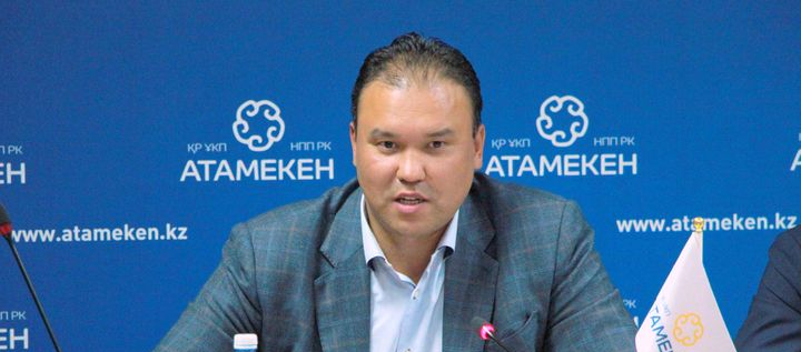 Токаев пригрозил увольнением новому руководству «СК-Фармация»