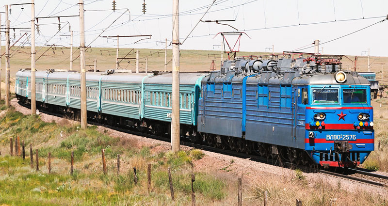 Периодичность курсирования ряда поездов обещают увеличить в октябре и ноябре в Казахстане