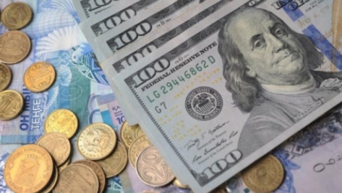 Курс доллара продолжил рост в обменниках Нур-Султана, Алматы и Шымкента