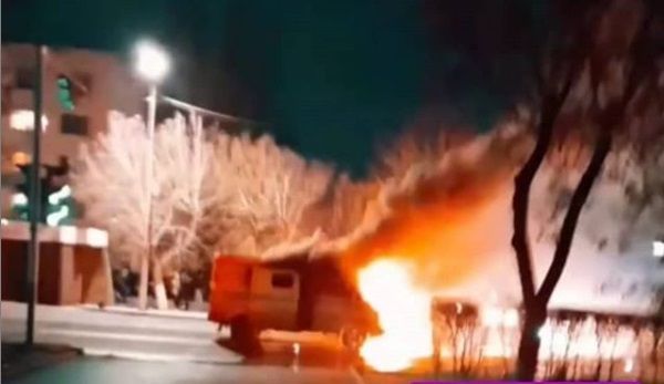 Инкассаторский автомобиль сгорел в Экибастузе