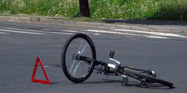 10-летний велосипедист госпитализирован после наезда легковушки в Павлодарской области