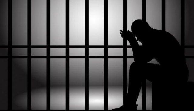 Пятерых незаконно держат под стражей в Нур-Султане для прикрытия упущения судьи – адвокат