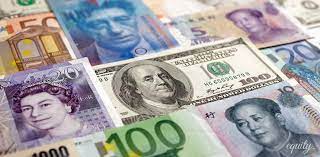 Официальные рыночные курсы валют на 17-19 апреля установил Нацбанк Казахстана