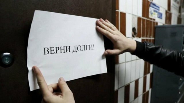Токаев подписал поправки по регулированию работы банков, МФО и коллекторов