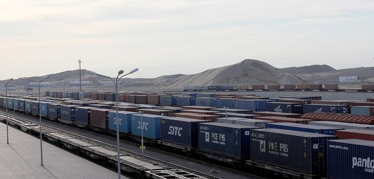 Китай почти вдвое сократил за две недели прием поездов через Достык и Хоргос