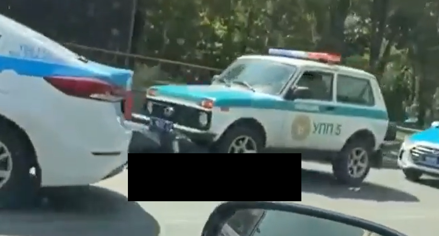 МВД: Расследование ДТП с участием мопедиста и полицейского авто в Алматы взято на контроль