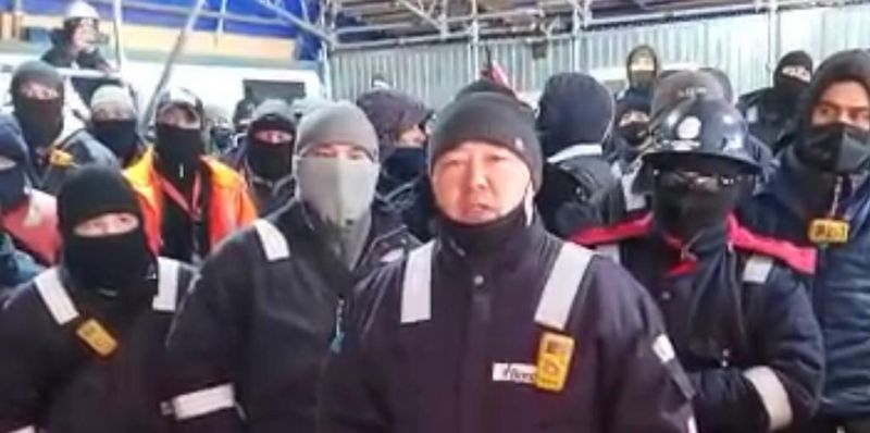 Около 300 бастующих работников иностранной фирмы на Карачаганаке объявили голодовку