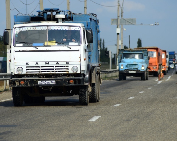 Ограничения для движения грузовиков в часы пик будут действовать с 14 мая до конца 2018 г. по будням в Астане