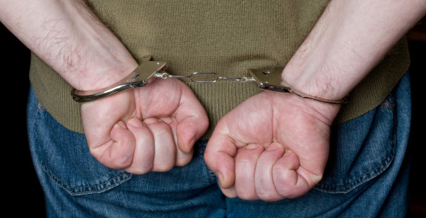Осужденный за смерть по неосторожности подозревается в вымогательстве в Кокшетау