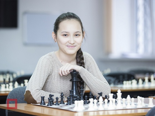 Zhansaya Abdumalik heads world rating of chess players aged under 20