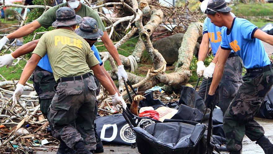 Более 25 человек погибли из-за тайфуна на Филиппинах