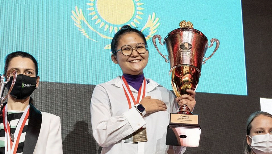 Бибисара Асаубаева выиграла чемпионат мира по блицу в Алматы