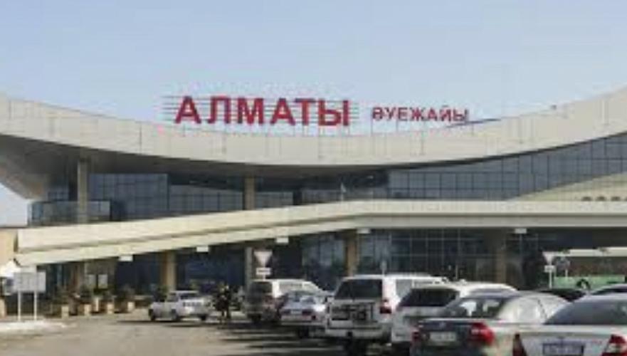 Тысячи подписей собрала петиция за присвоение аэропорту Алматы имени Кунаева 