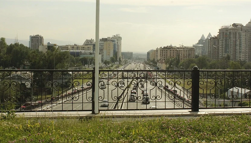 Т22 млн может стоить ремонт 1 км восьмиполосной дороги в Алматы, в столице – еще дороже