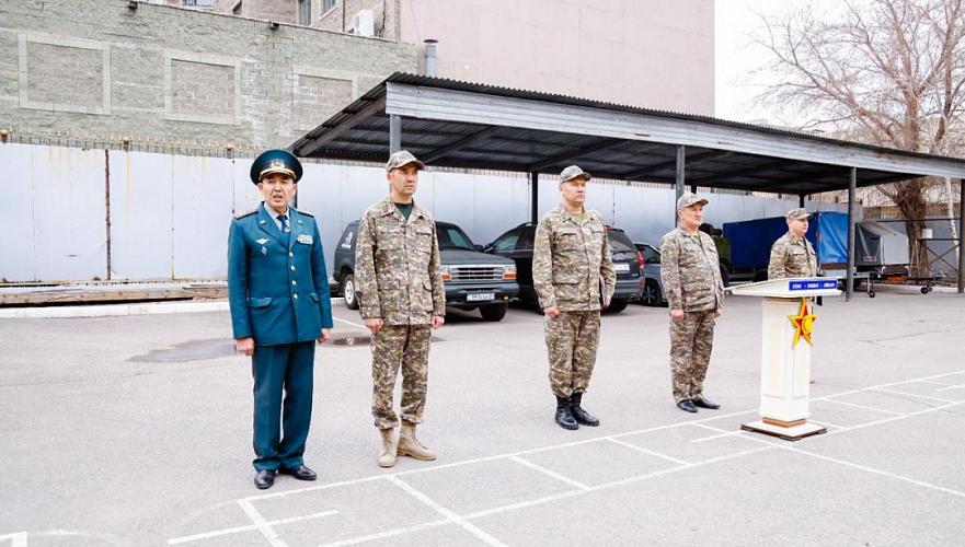 Астанада 100-ден астам офицер әскери оқуға жіберілді
