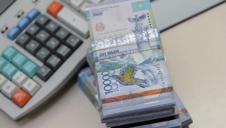 Деньги на тенговых вкладах в банках приносили казахстанцам в мае меньше дохода - Нацбанк 