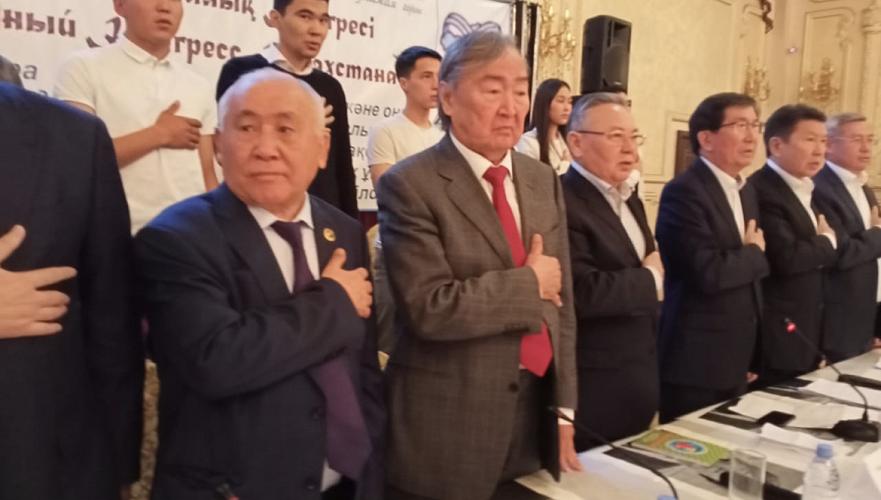 В новую редакцию конституции войдет предложение народного конгресса Казахстана 1992 года 
