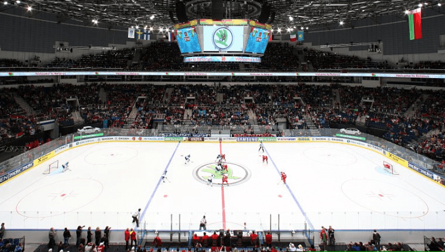 Минск лишился права провести чемпионат мира по хоккею из-за политической ситуации