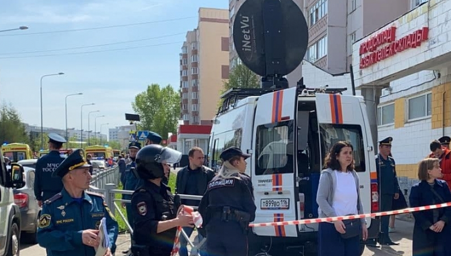 Ликвидирован второй напавший на школу в Казани, число убитых возросло - СМИ