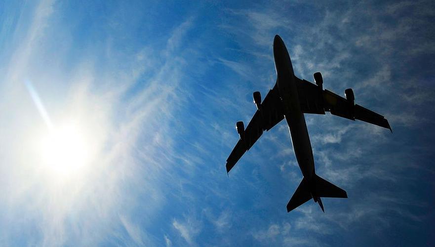 Еще один самолет перенаправили в Алматы из-за непогоды в Нур-Султане
