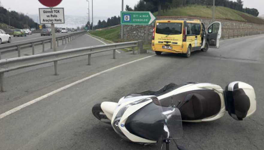 Смертельное ДТП с микроавтобусом и скутером произошло в Уральске