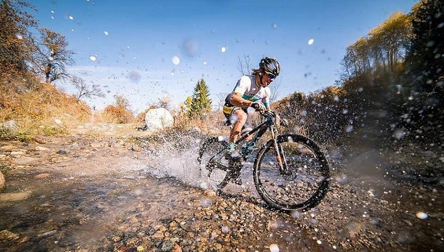 Казахстанец завоевал «золото» I этапа Asia Mountain Bike series в Японии