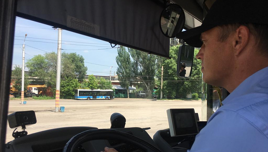 В трех городах РК появилась система распознавания усталости водителя автобуса по сетчатке глаза 