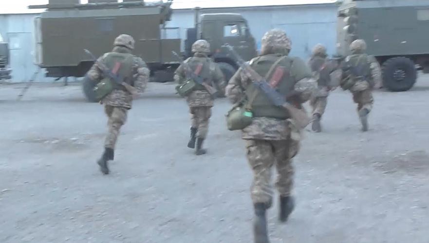 Воинские части на юге Казахстана приведены в высшую степень боевой готовности