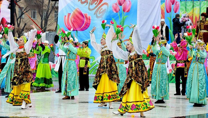 Около 7 тыс. туристов из Казахстана и России посетили праздник Наурыз под Саратовом