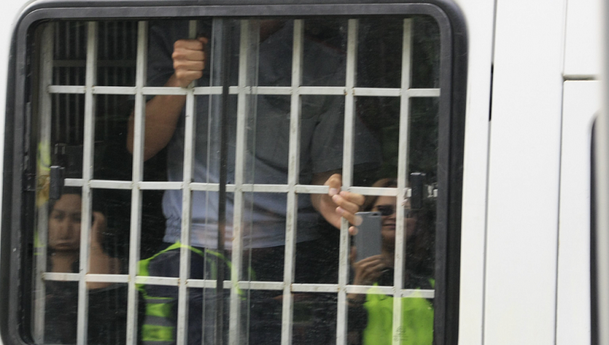 30 сутками могут ограничить арест иностранцев для организации их выдворения за пределы РК