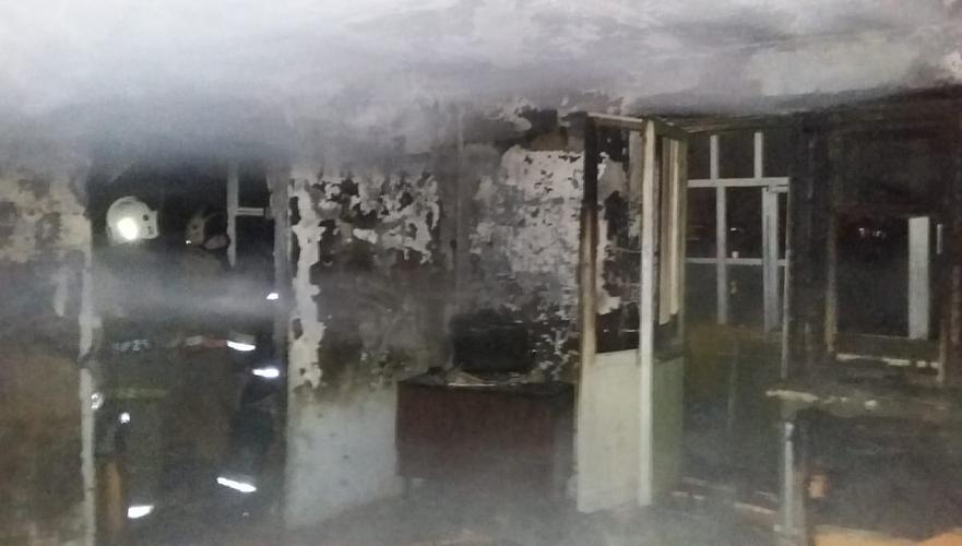 Два человека погибли при пожаре в Темиртау