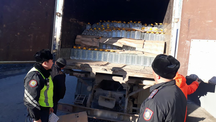 Более 10 тонн контрафактного алкоголя нашли в грузовике в ВКО