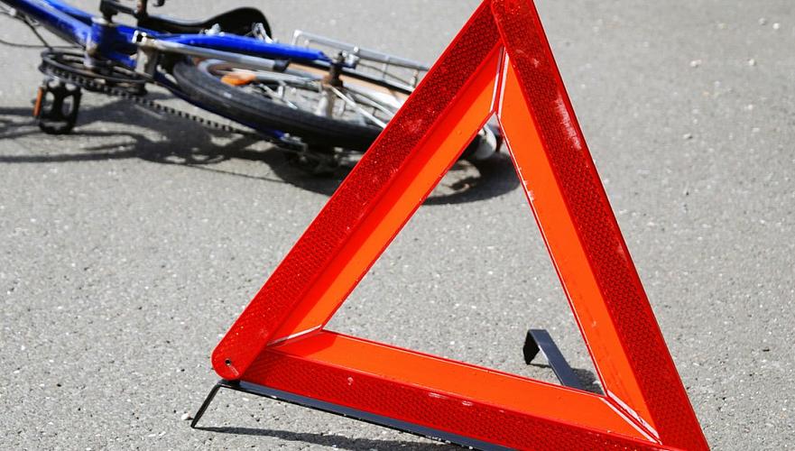 Велосипедист погиб после наезда легковушки в Уральске