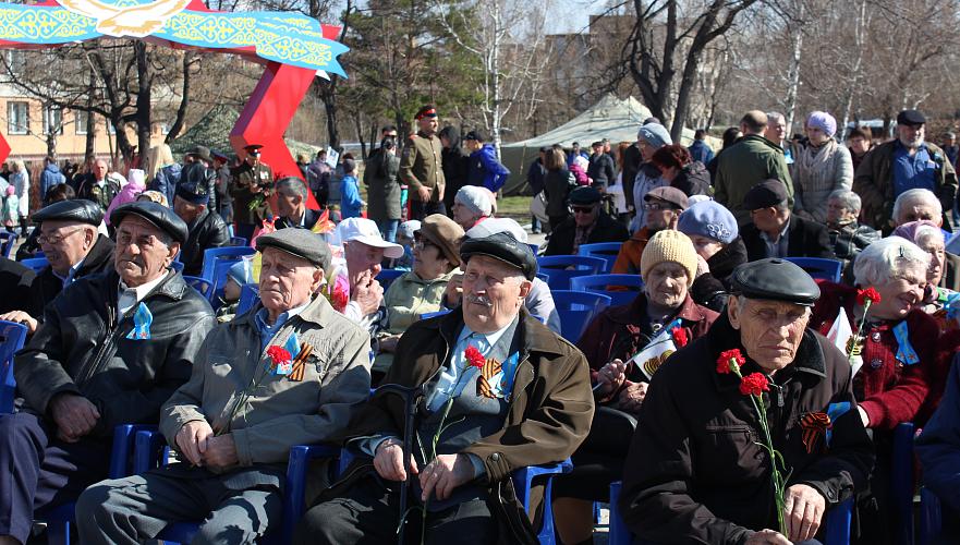 Более 5 тыс. человек прошли в Бессмертном полку в Петропавловске