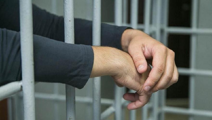 Сотрудник колонии-поселения Алматы задержан по подозрению в получении взятки за покровительство осужденного