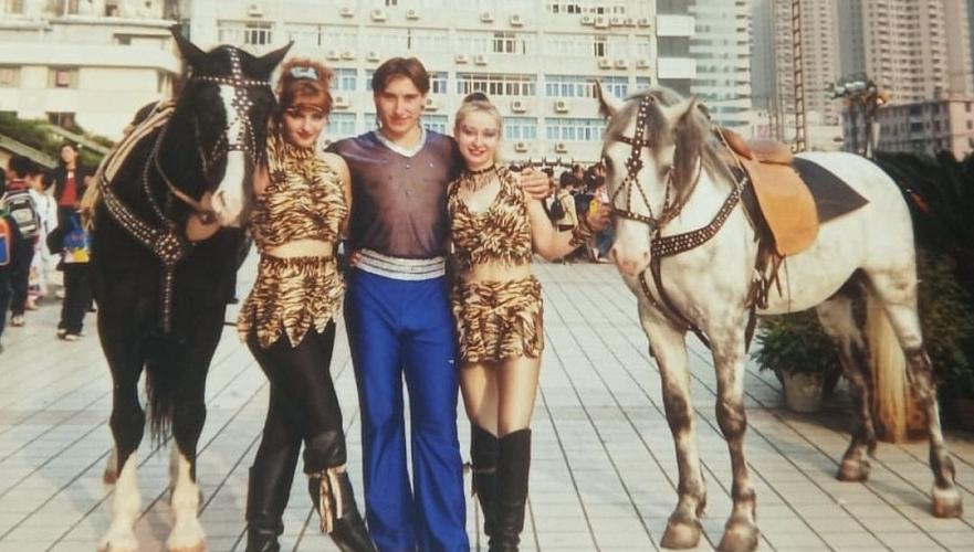 Казахстанский цирковой артист находится в коме в Китае