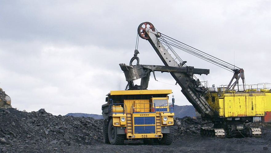 В Казахстане пять ТЭЦ запасли мало угля и возможны срывы поставок 
