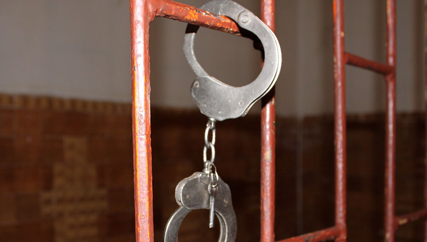 Задержанный по подозрению в получении взятки в $10 тыс. экс-судья оправдан в Алматы