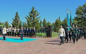 Небесно-голубой флаг, герб и гимн священны для всего нашего народа – Токаев