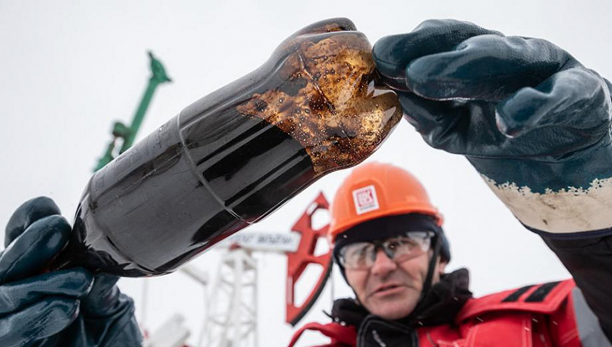 Цена российской нефти Urals ушла в «минус» следом за американской WTI