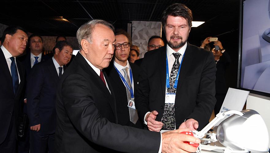 Назарбаев ознакомился с новейшими достижениями финской компании в телекоммуникационной сфере