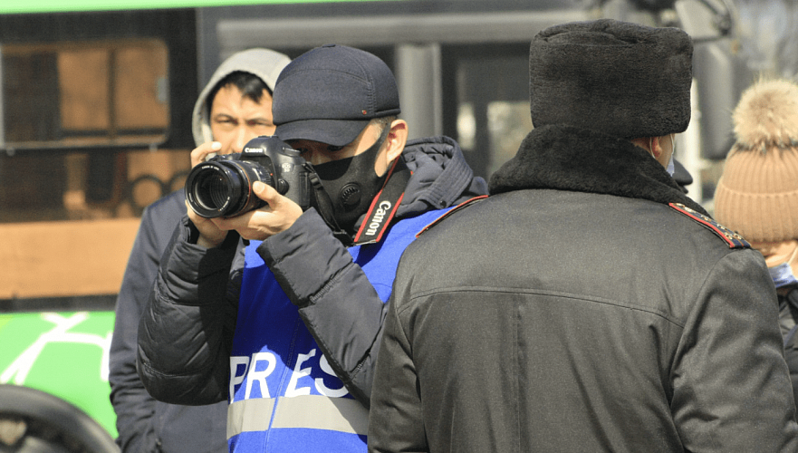Власти Казахстана должны тщательно расследовать волну нападений на журналистов – КЗЖ